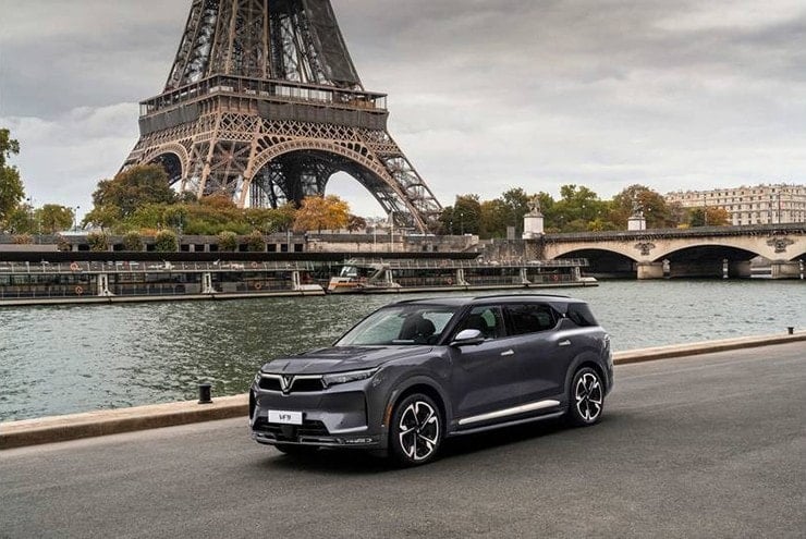 Prezzi delle auto VinFast VF 9 aggiornati a marzo 2026 - 1