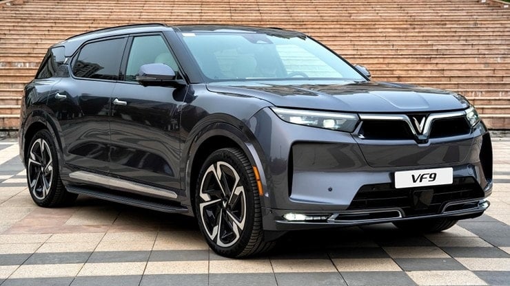 Prezzi delle auto VinFast VF 9 aggiornati a marzo 2026 - 3