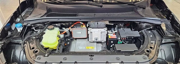 Prezzi delle auto VinFast VF 9 aggiornati a marzo 2026 - 25