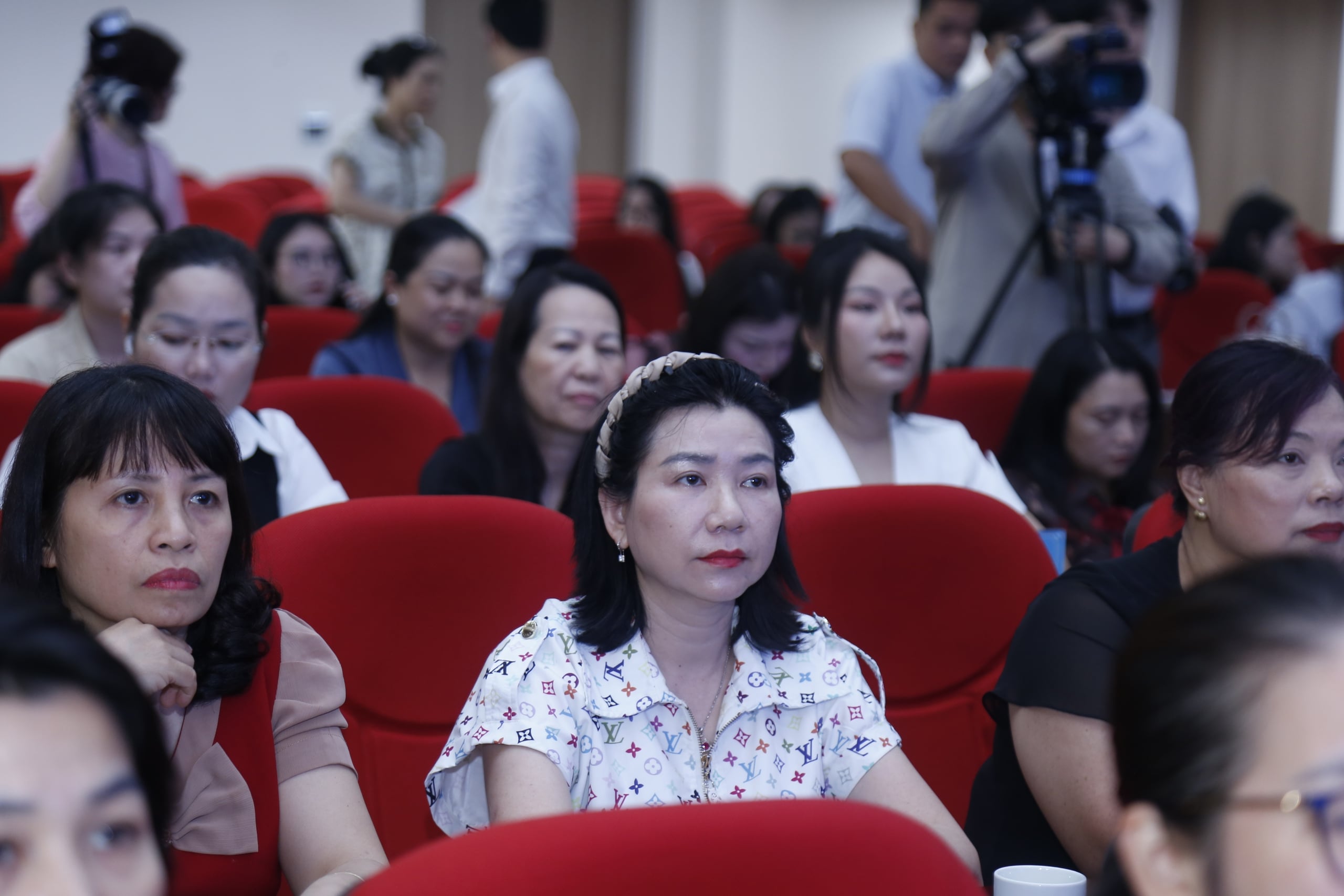 Trang bị kiến thức pháp lý cho phụ nữ khởi nghiệp- Ảnh 7.