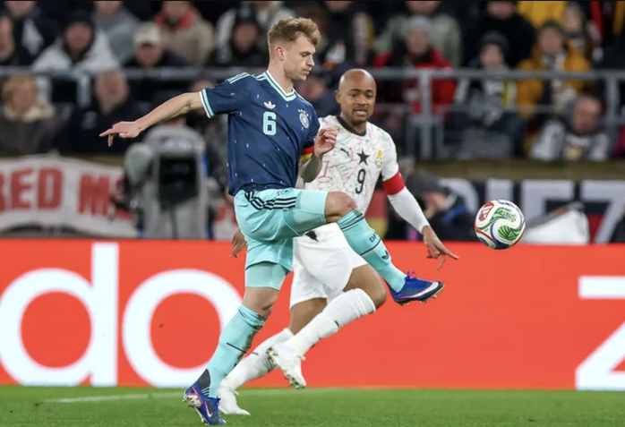 Un subentrato segna all'88° minuto, la Germania vince una partita emozionante contro il Ghana - Foto 1.