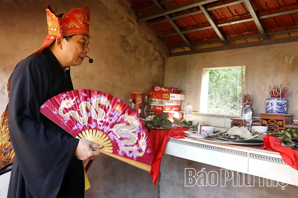 Preservare lo spirito di Muong Khenh attraverso il Festival del Tempio di Khenh