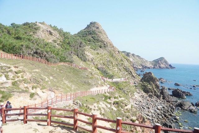 Alla ricerca delle origini del Pozzo delle Fate nella città costiera di Quy Nhon - Foto 3. Đi tìm nguồn gốc Giếng Tiên ở phố biển Quy Nhơn- Ảnh 3.