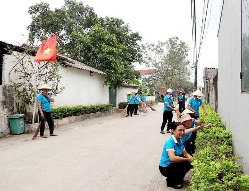ປັບປຸງເສັ້ນທາງໃນຊົນນະບົດໃຫ້ສວຍງາມ