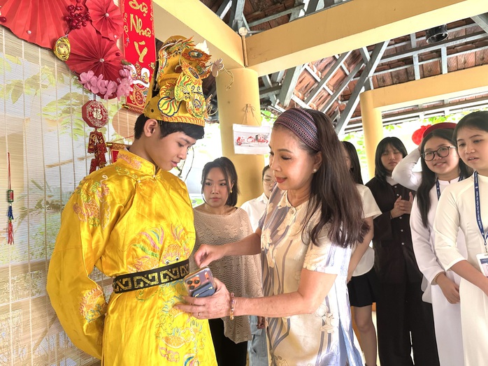 VTV thực hiện phim chân dung NSND Kim Xuân - Ảnh 4.