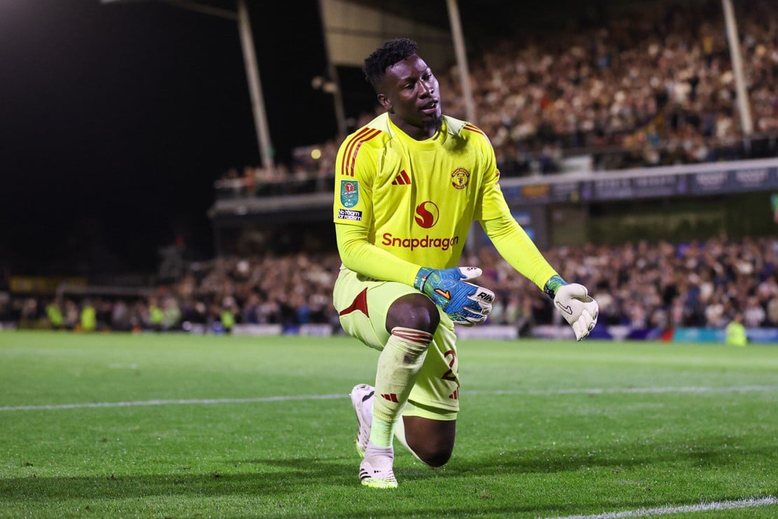 www_thesun_co_uk manchester united goalkeeper andre onana 1067453618.jpg