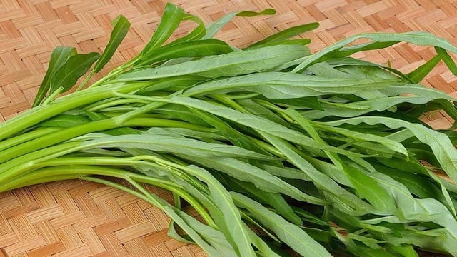 Cách ăn rau muống tốt cho người bệnh gan - Ảnh 1.