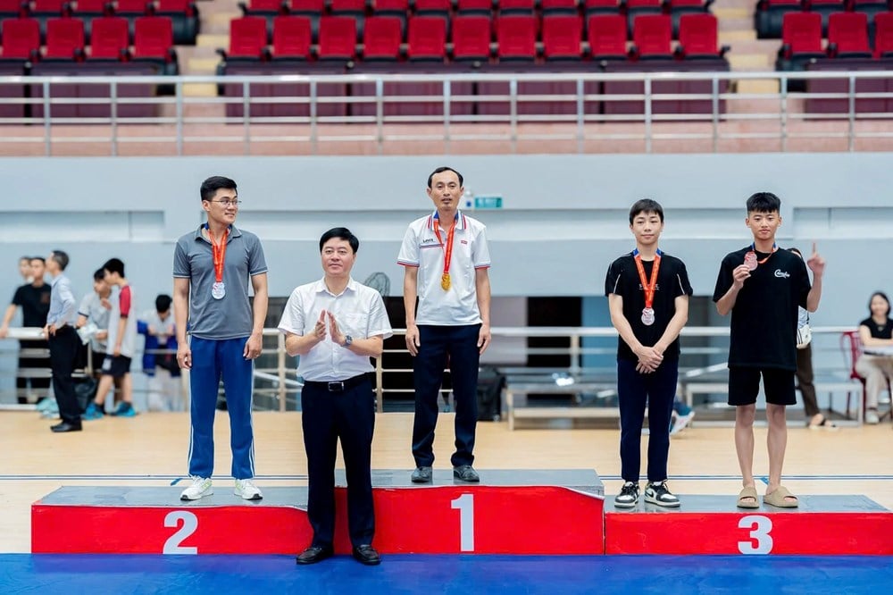 Vzrušující tradiční zápasnická soutěž v provincii Thanh Hoa - foto 2