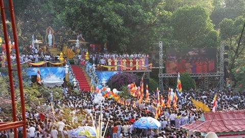 ງານບຸນ Quan The Am - Ngu Hanh Son ປີ 2026 ຈະຈັດຂຶ້ນໃນຕົ້ນເດືອນເມສາ.