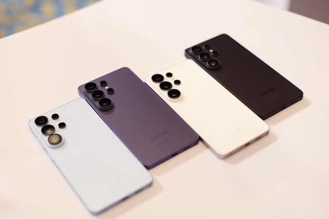 Giá smartphone tại Việt Nam bắt đầu tăng - Ảnh 1.