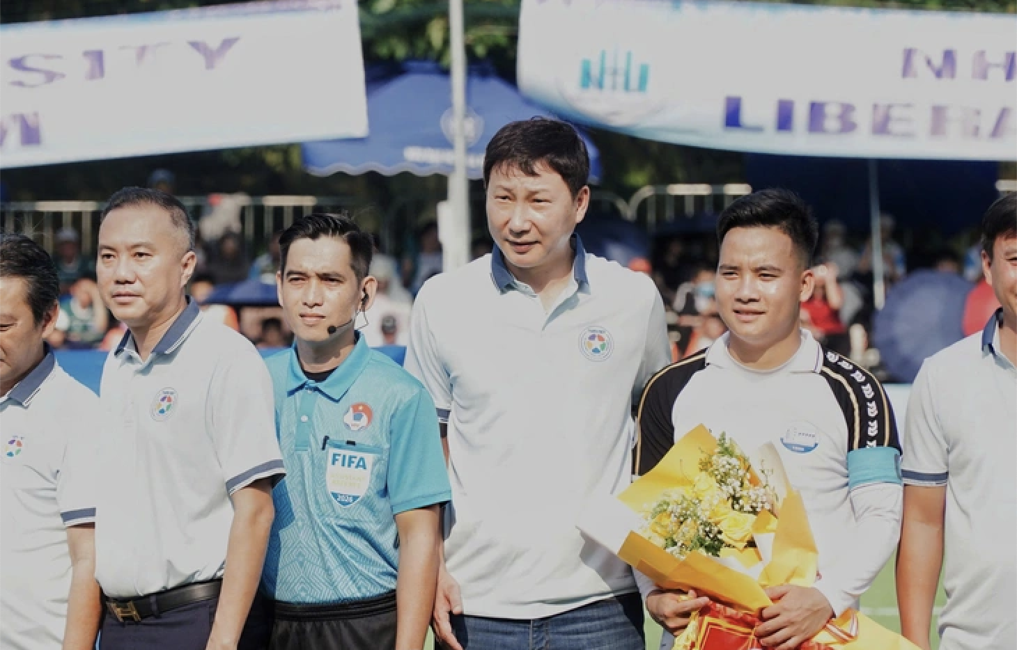 김상식 감독 국제 청소년·학생 축구 토너먼트 결승 관람 관련 이미지