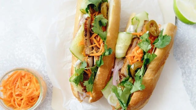 La CNN continua a lodare il banh mi vietnamita - Foto 1.