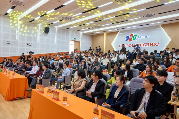 Sinh viên "thử lửa" tuyển dụng với 25 doanh nghiệp  - Ảnh 4.