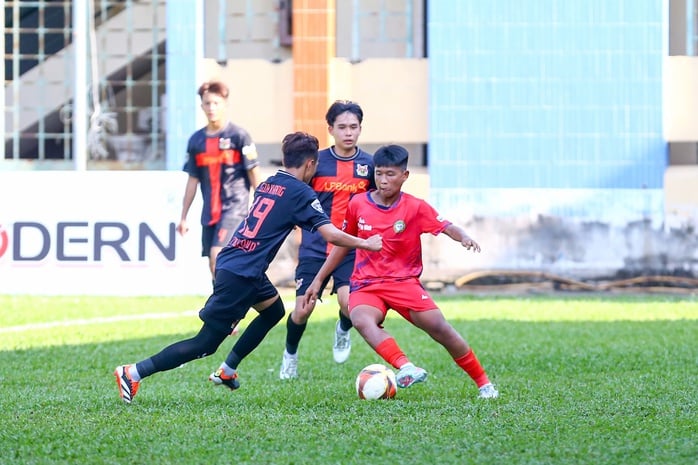 Huit équipes ont été sélectionnées pour accéder aux quarts de finale du Championnat national U15 2026 - Photo 1.