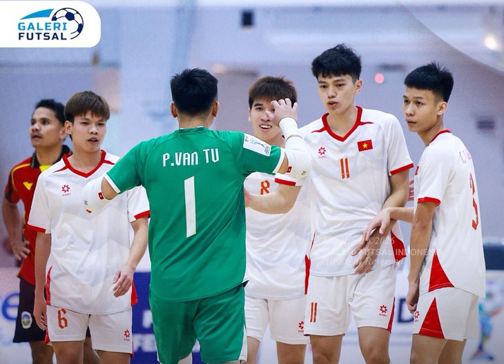 Thắng đậm 7-1, tuyển futsal Việt Nam gửi thách thức đến Thái Lan - Ảnh 1.