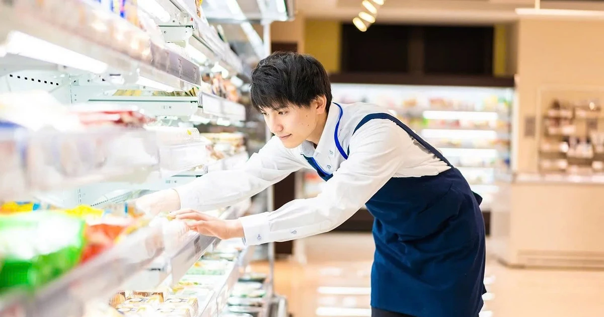 Japanese students are so absorbed in their odd jobs that they have difficulty keeping up with their studies.