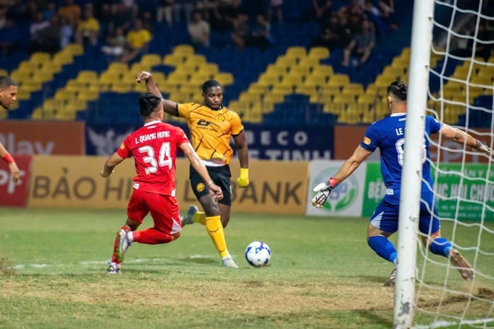 Đề xuất tăng ngoại binh tại V-League: Cần cân nhắc! - Ảnh 1.
