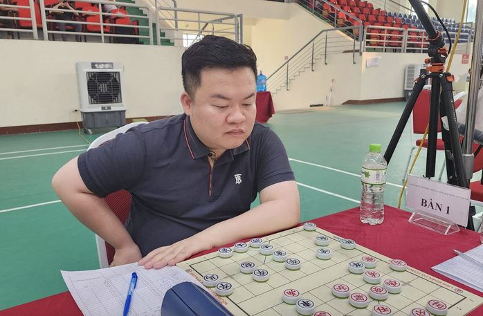 Hà Văn Tiến lần đầu vô địch cờ tướng quốc gia - Ảnh 2.