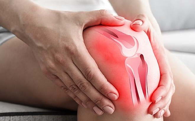 Đau đầu gối khi đứng lên, ngồi xuống có đáng lo?