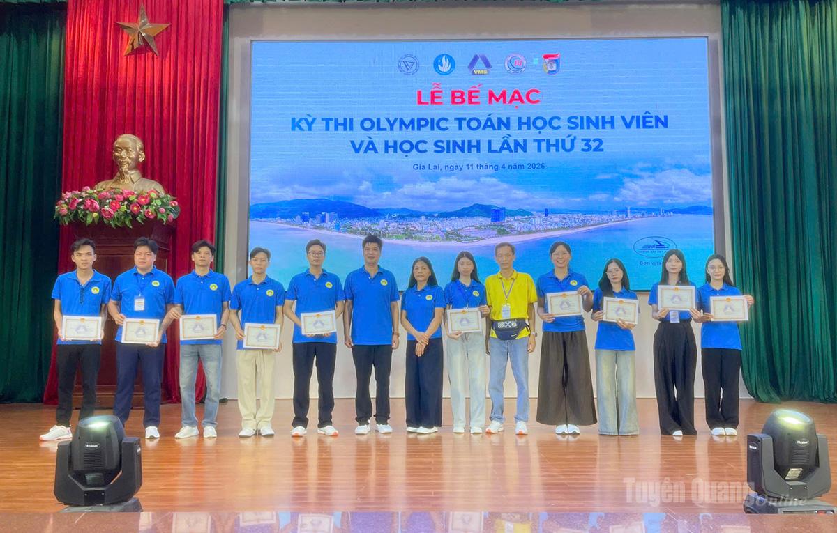 Tan Trao University achieved excellent results in the National Mathematics Olympiad for students and high school students.
