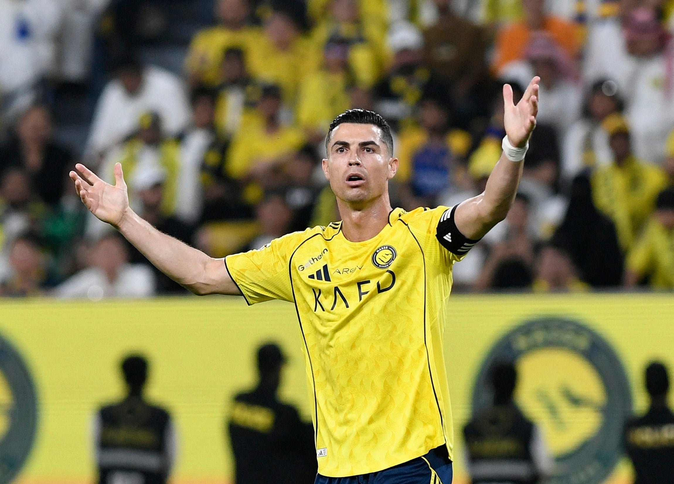 رونالدو (تصویر ۱) Ronaldo anh 1