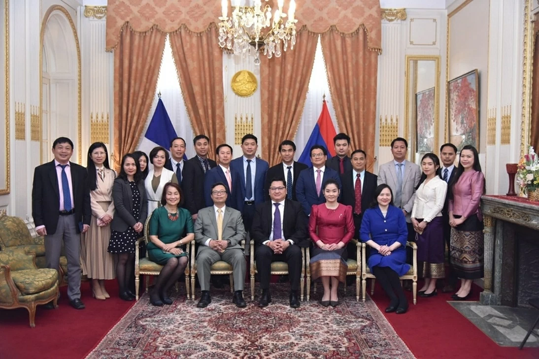 Thắt chặt tình hữu nghị đặc biệt Việt Nam-Lào tại Pháp