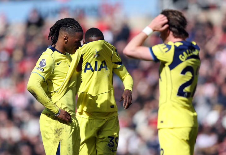 Tottenham Hotspur sụp đổ không phanh - Ảnh 1.
