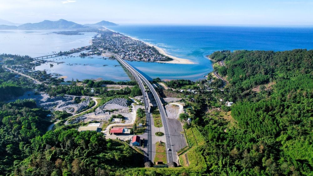Il progetto di partenariato pubblico-privato (PPP) per il completamento del tunnel stradale di Hai Van è realizzato da HHV.