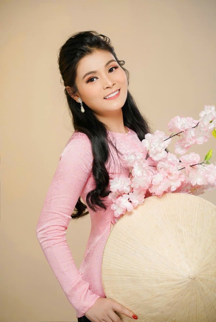 Nữ nghệ sĩ Hoài Thanh học cách đứng vững với nghề - Ảnh 3.