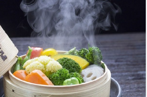 Cách chế biến món ăn cơ bản thơm ngon, giữ được chất dinh dưỡng - Ảnh 1.