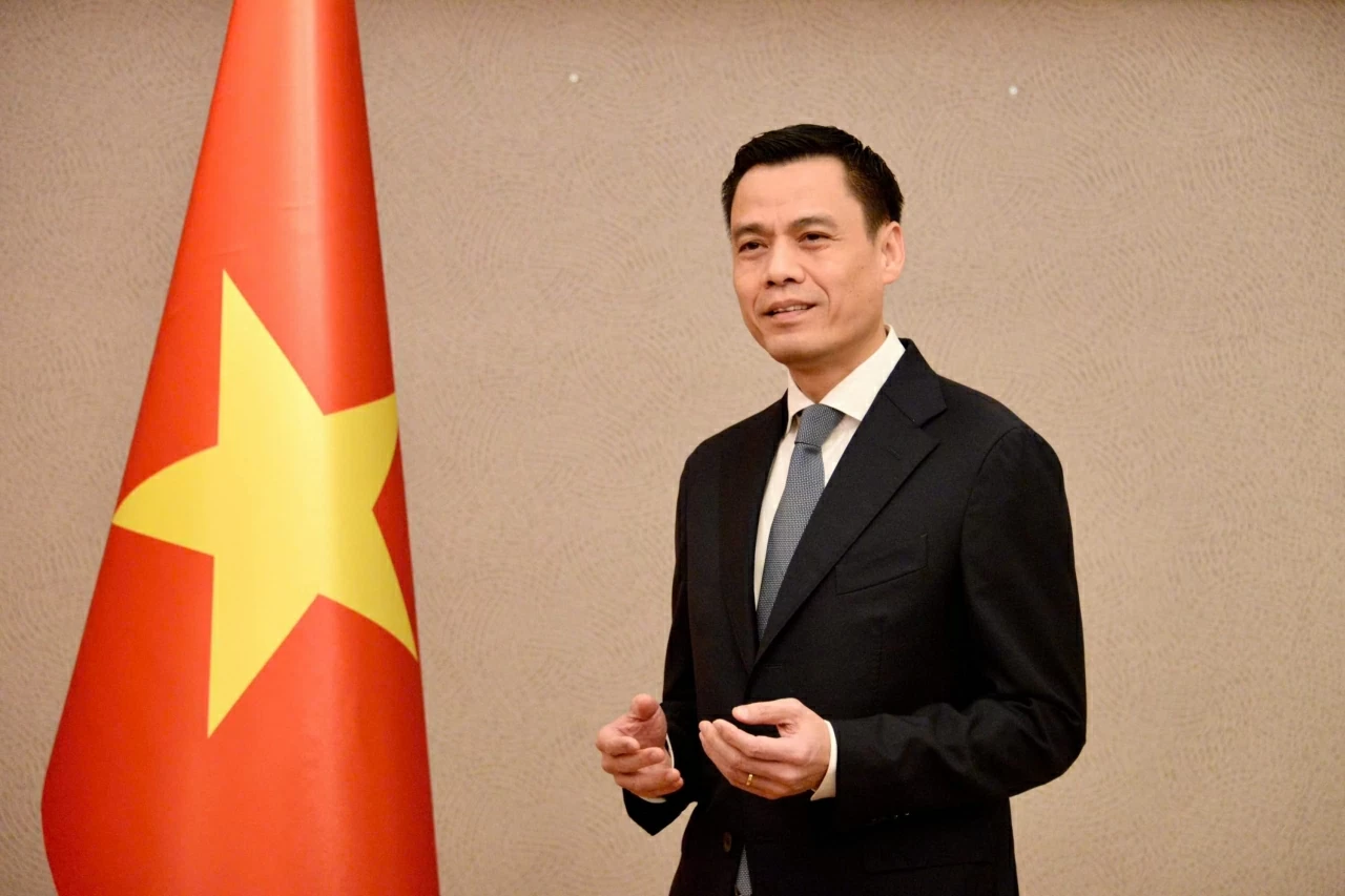 Chuyáo¿n cÃ ́c tÃ¡§a Chá»§ tá»‹ch Quá»'c há»TMi Tráo§n Thanh Máº«n lÃ hoáº¡t Ä'á»TM™ng cÃ»nga tÃrong nghá© triá»ƒn khai Æá'i» ngoáo¡i Ä áo¡i há»TMi XIV