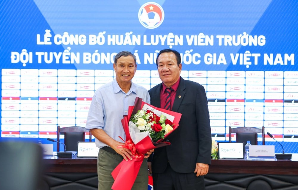 Jangkaan dan tekanan untuk jurulatih Hoang Van Phuc - imej 1