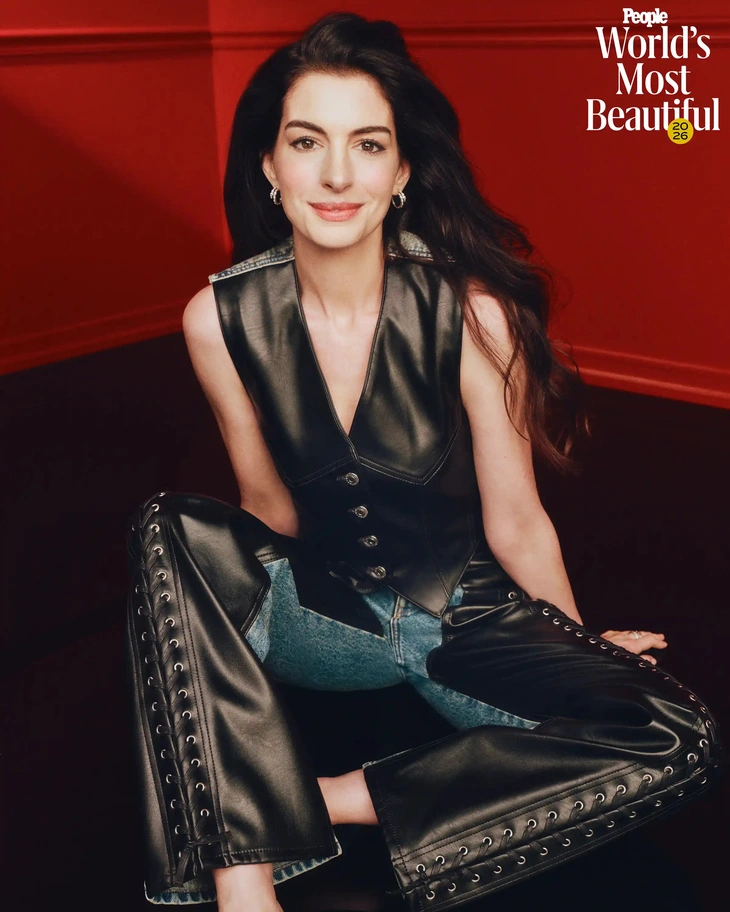 Anne Hathaway là người phụ nữ đẹp nhất thế giới - Ảnh 2.