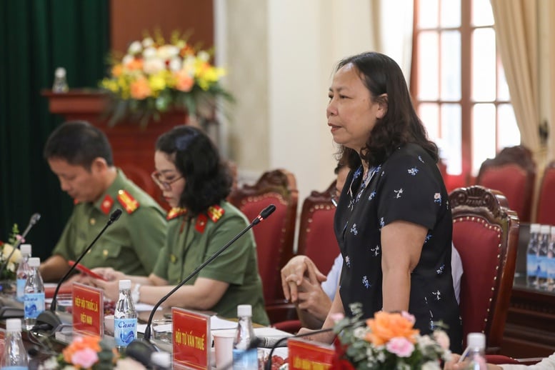 Chặn thuốc lá lậu: Siết chế tài ở khâu bán lẻ- Ảnh 2.