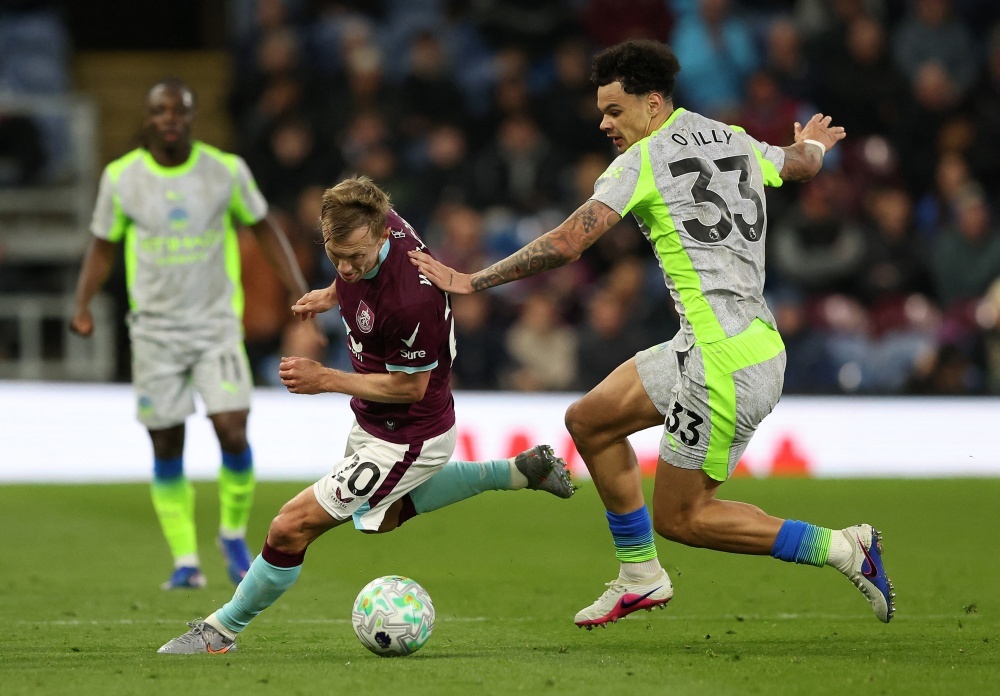 Фотография 1 из Бернли Burnley anh 1