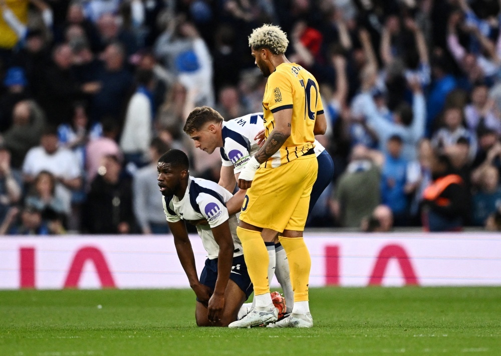 Foto 1 del Tottenham Tottenham anh 1