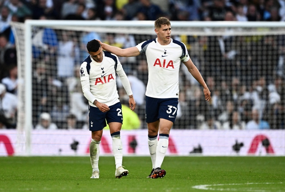Foto 2 del Tottenham Tottenham anh 2