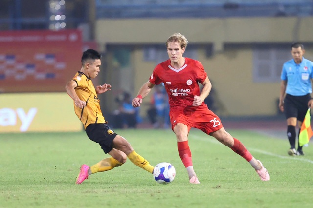 Chung kết ngược nóng bỏng - Ảnh 1.