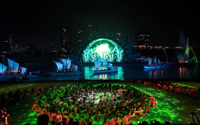ประชาชนในนครโฮจิมินห์สามารถชมการแสดงศิลปะสาธารณะได้ฟรี - ภาพที่ 2 Người dân TP.HCM được xem miễn phí chương trình nghệ thuật công lập - Ảnh 2.