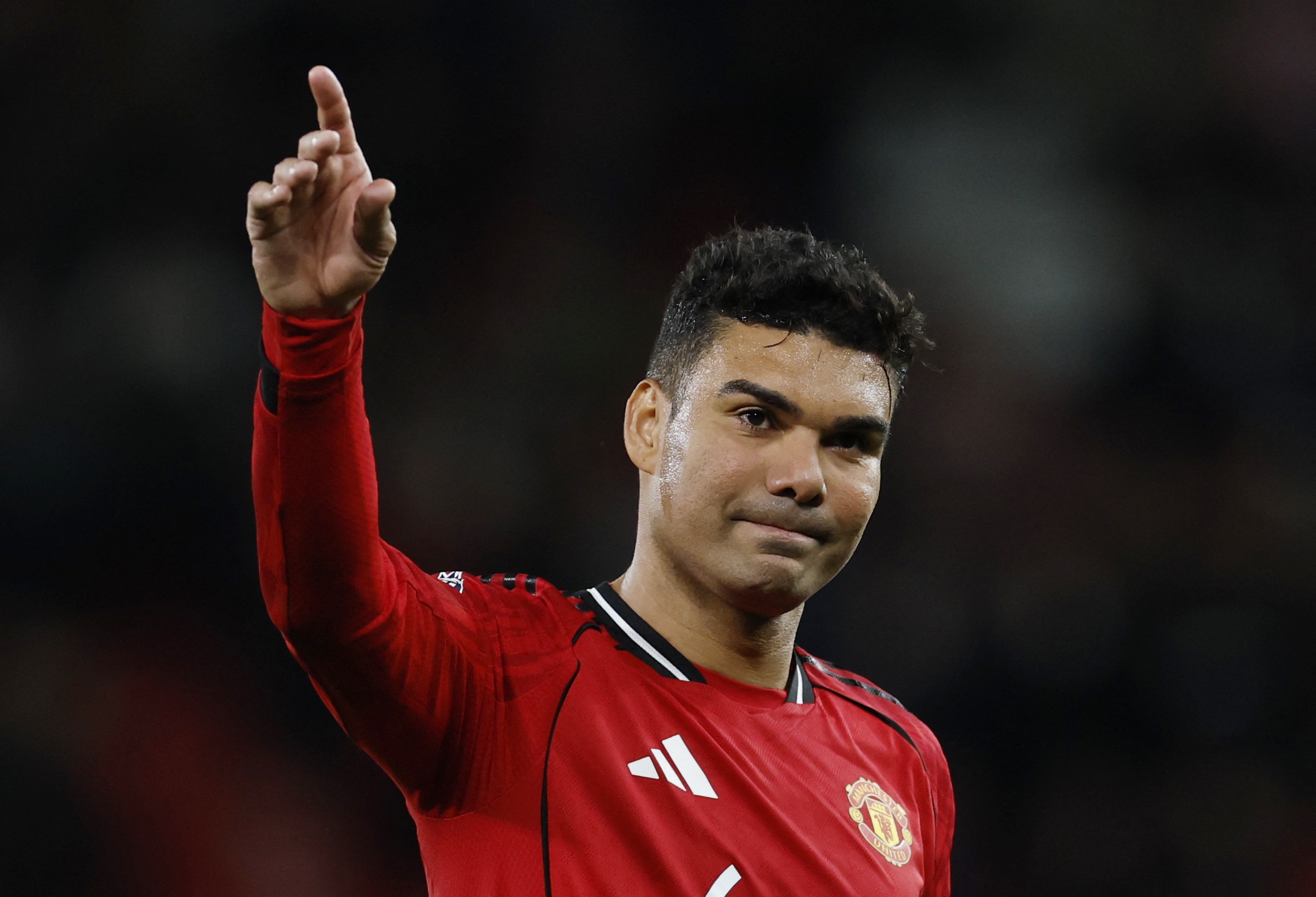 تصویر کاسمیرو ۸ casemiro anh 8