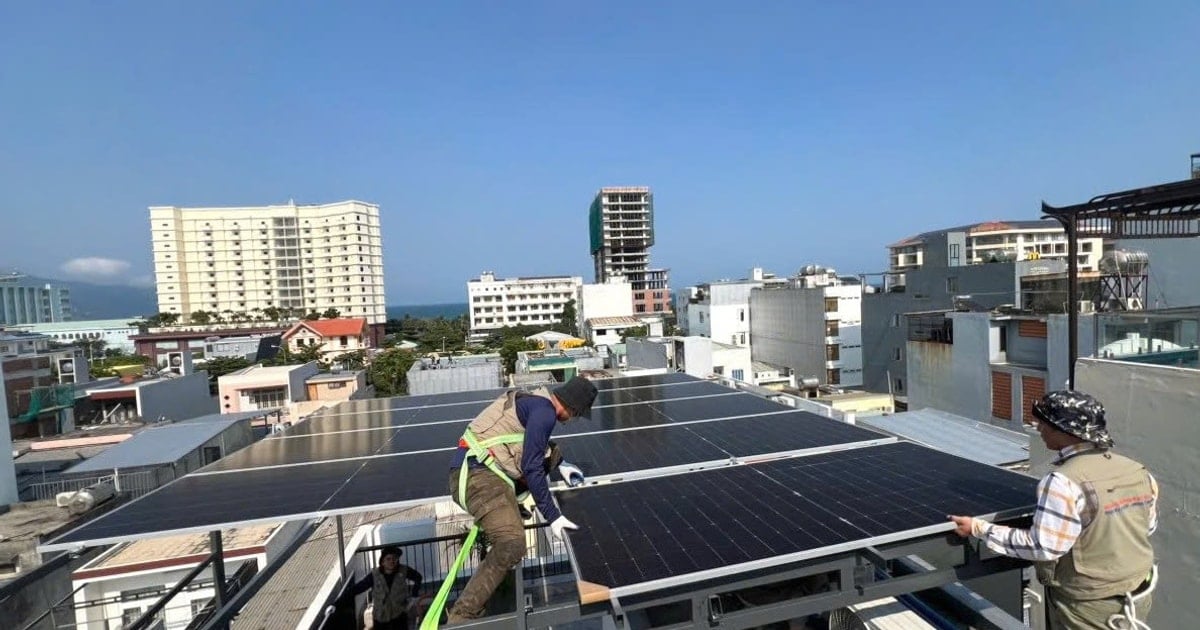 Het Ministerie van Industrie en Handel dringt aan op de ontwikkeling van zonne-energie op daken.