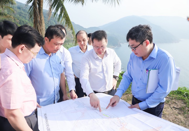 Sơn Trà đẩy mạnh chuyển đổi số, đưa “Bình dân học vụ số” đến từng người dân - Ảnh 1.