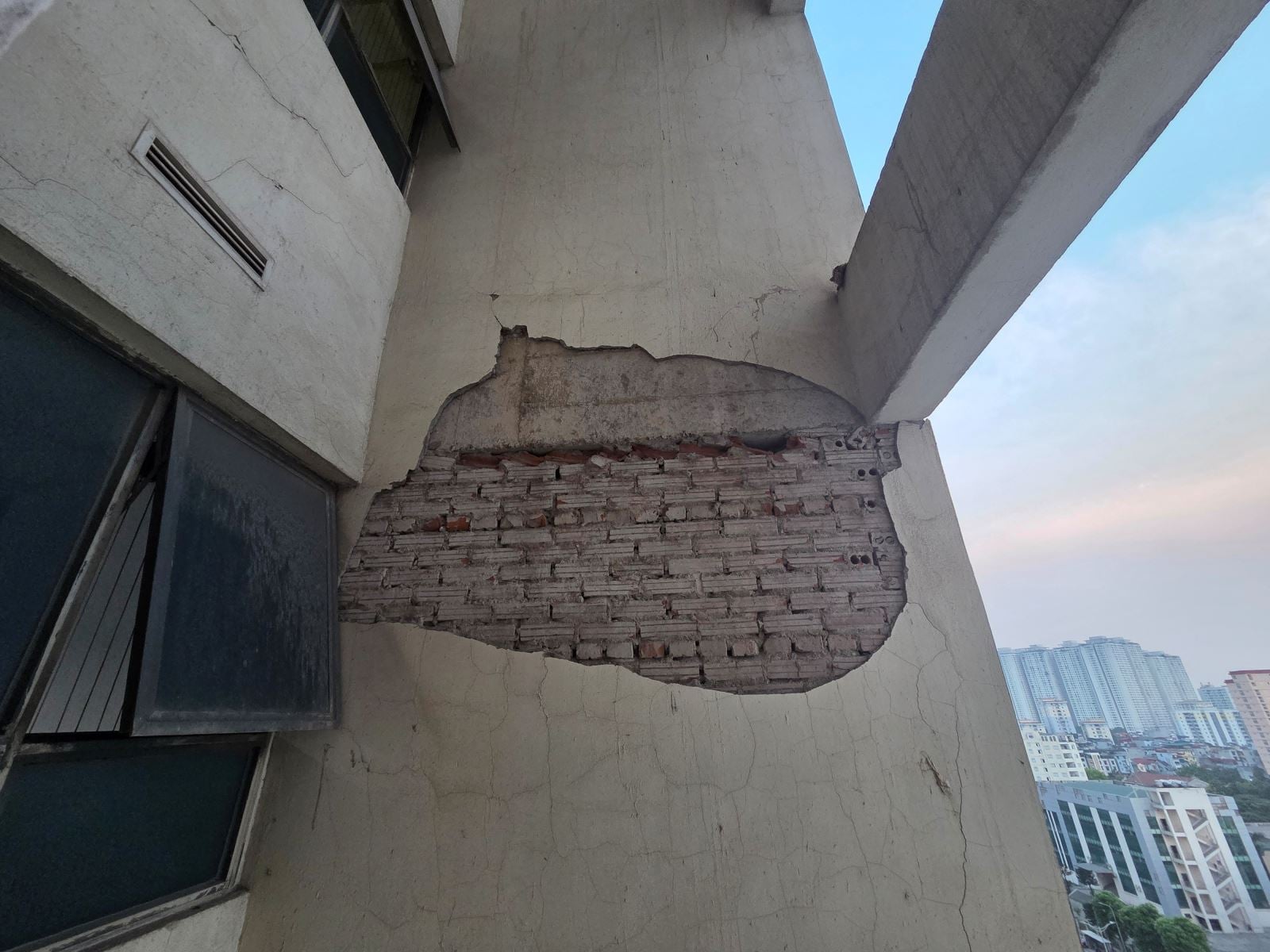 Legendă foto