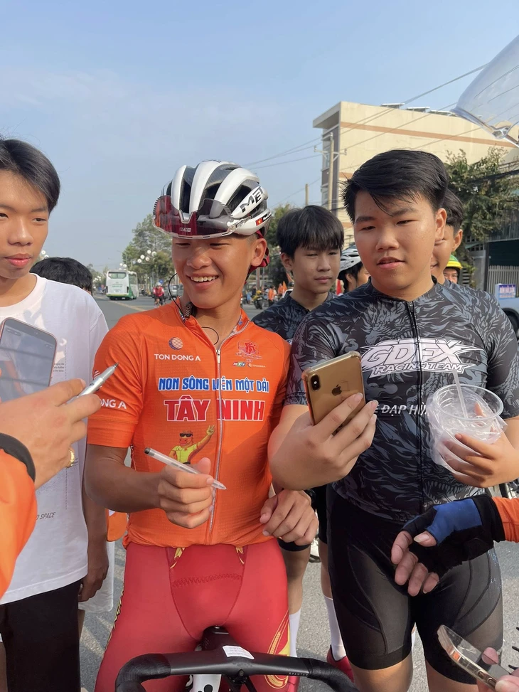 Cúp truyền hình - Ảnh 6.
