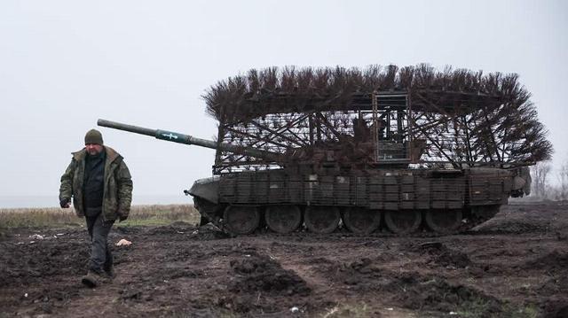 Rosyjski czołg T-72. Zdjęcie: TASS