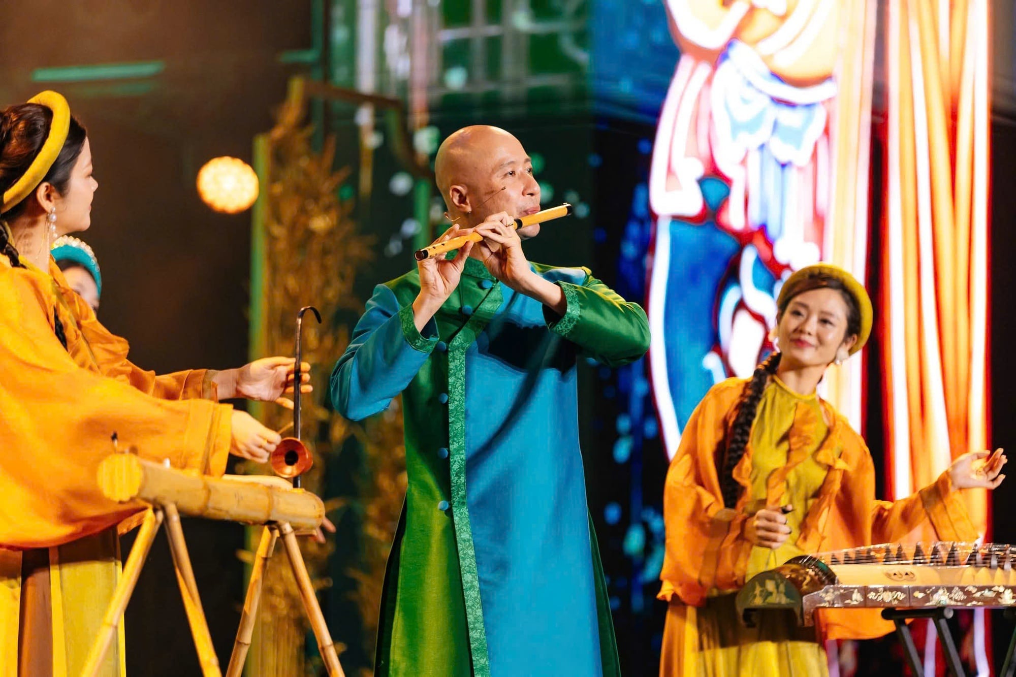 Không gian mới cho âm nhạc truyền thống - Ảnh 2.
