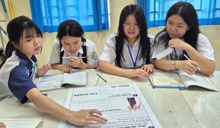 Tuổi 15 và canh bạc chọn tổ hợp - Ảnh 1.
