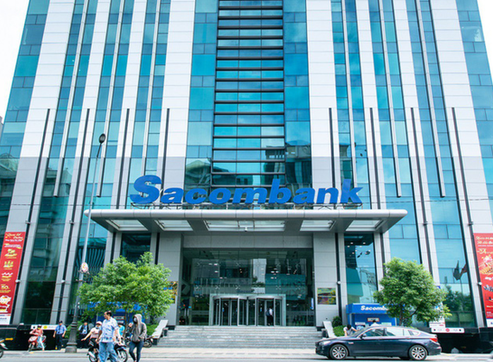 SACOMBANK giảm mạnh nhân sự - Ảnh 1.