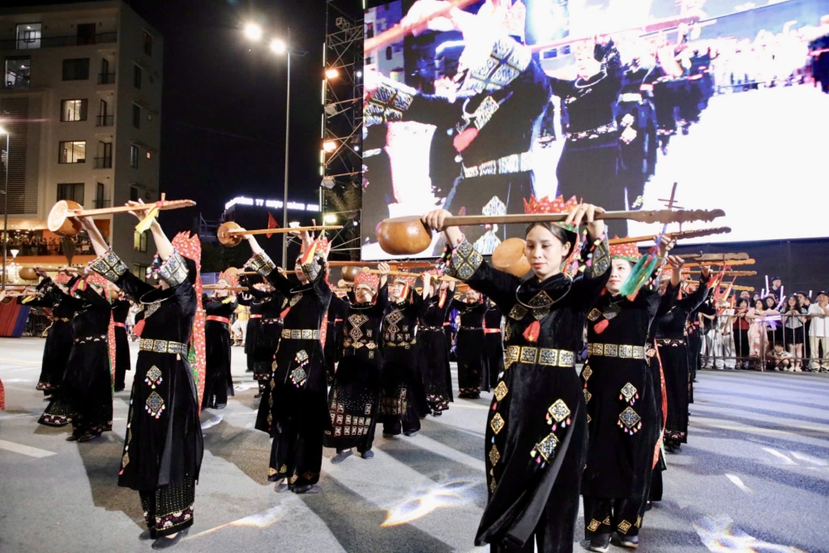 Rực rỡ sắc màu Carnaval Hạ Long 2026- Ảnh 9.