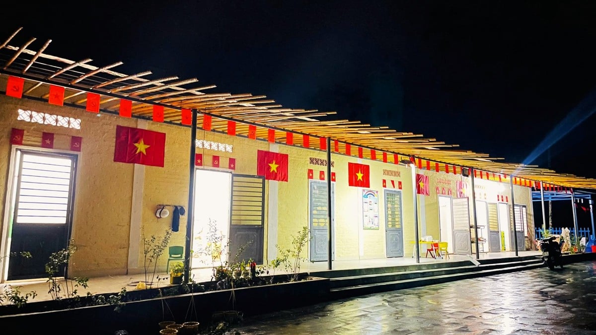 "Ánh sáng số" trong những lớp học vùng cao- Ảnh 2.